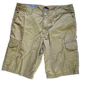 TOMMY BAHAMA Olive Moss Green Cargo Shorts Sz 35 Hiking Outdoors Y2K Casual Work